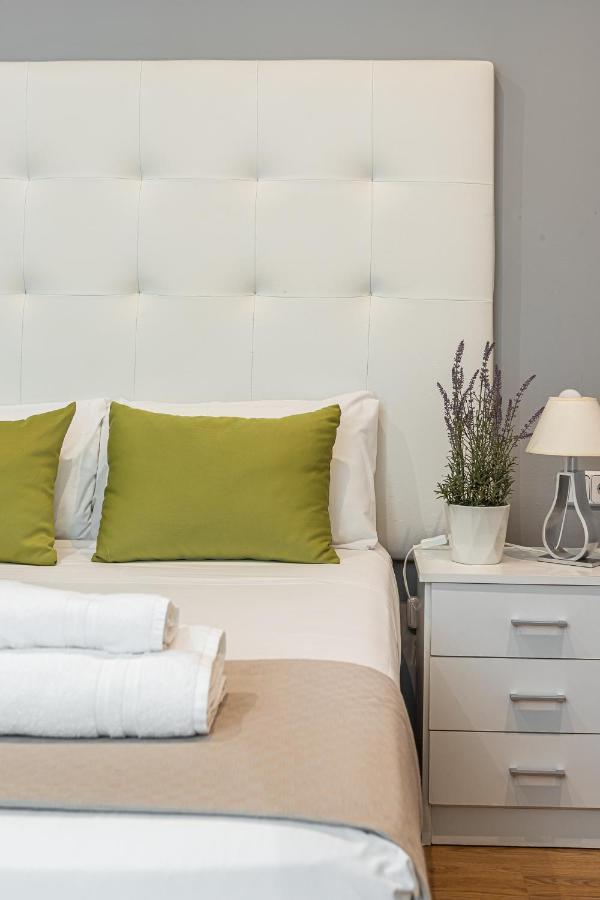 Waou Apartamentos En Sol Confort 7 Madrid Dış mekan fotoğraf